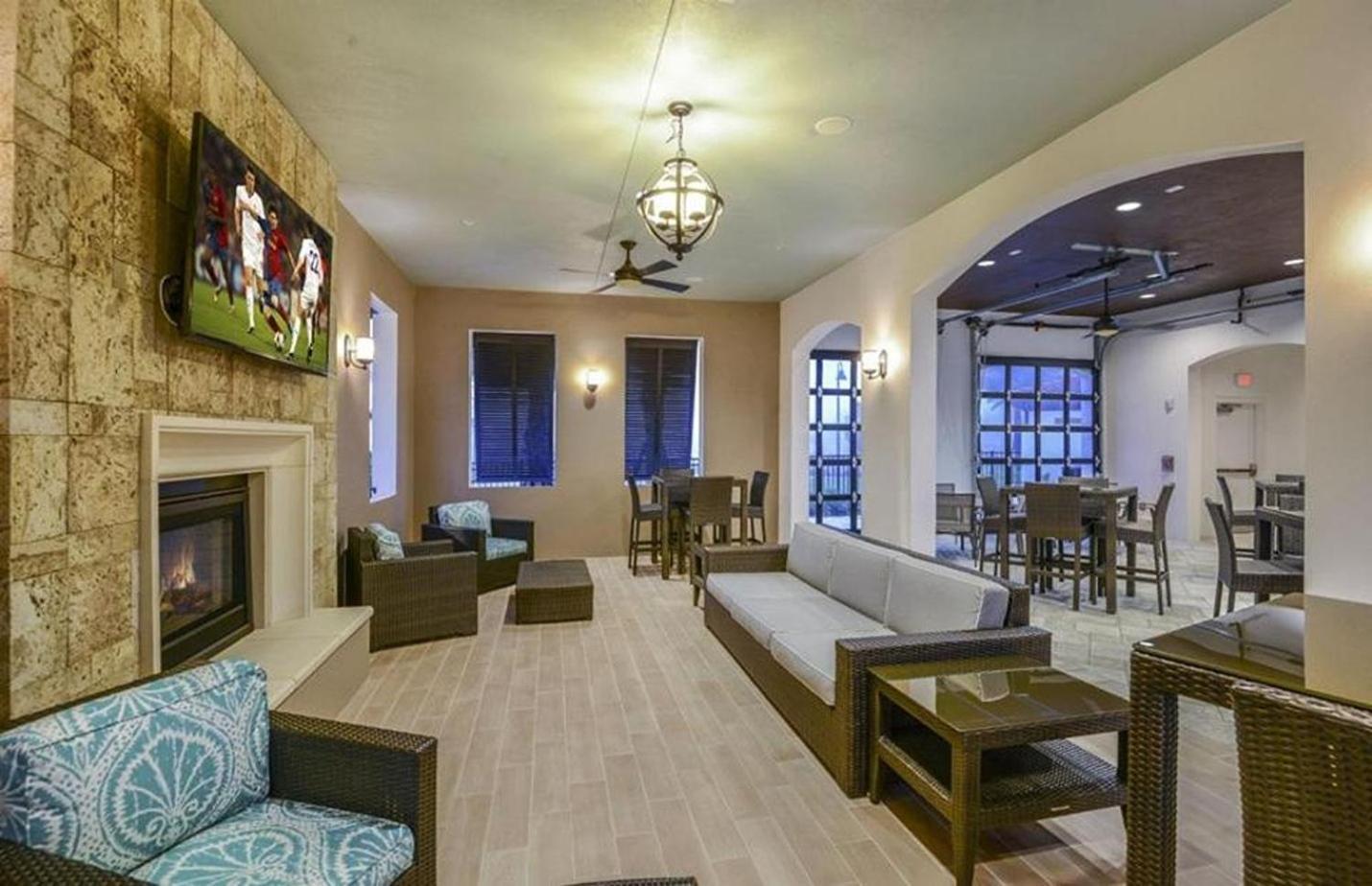 Townhome Wprivate Pool & Free On-Site Water Park キシミー エクステリア 写真